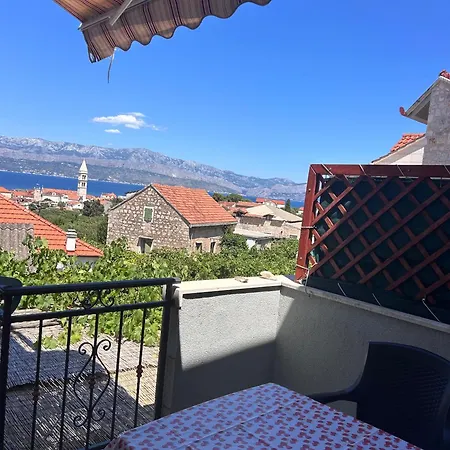 Lägenhet Jaksic Supetar