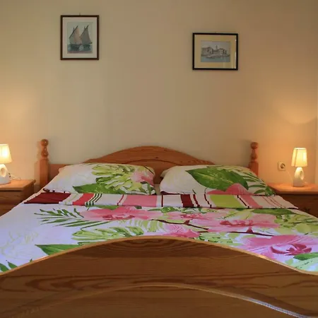 Jaksic Apartmán *